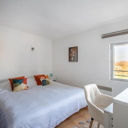 L'horizon Suspendu, Proche Chateau, Commerces *